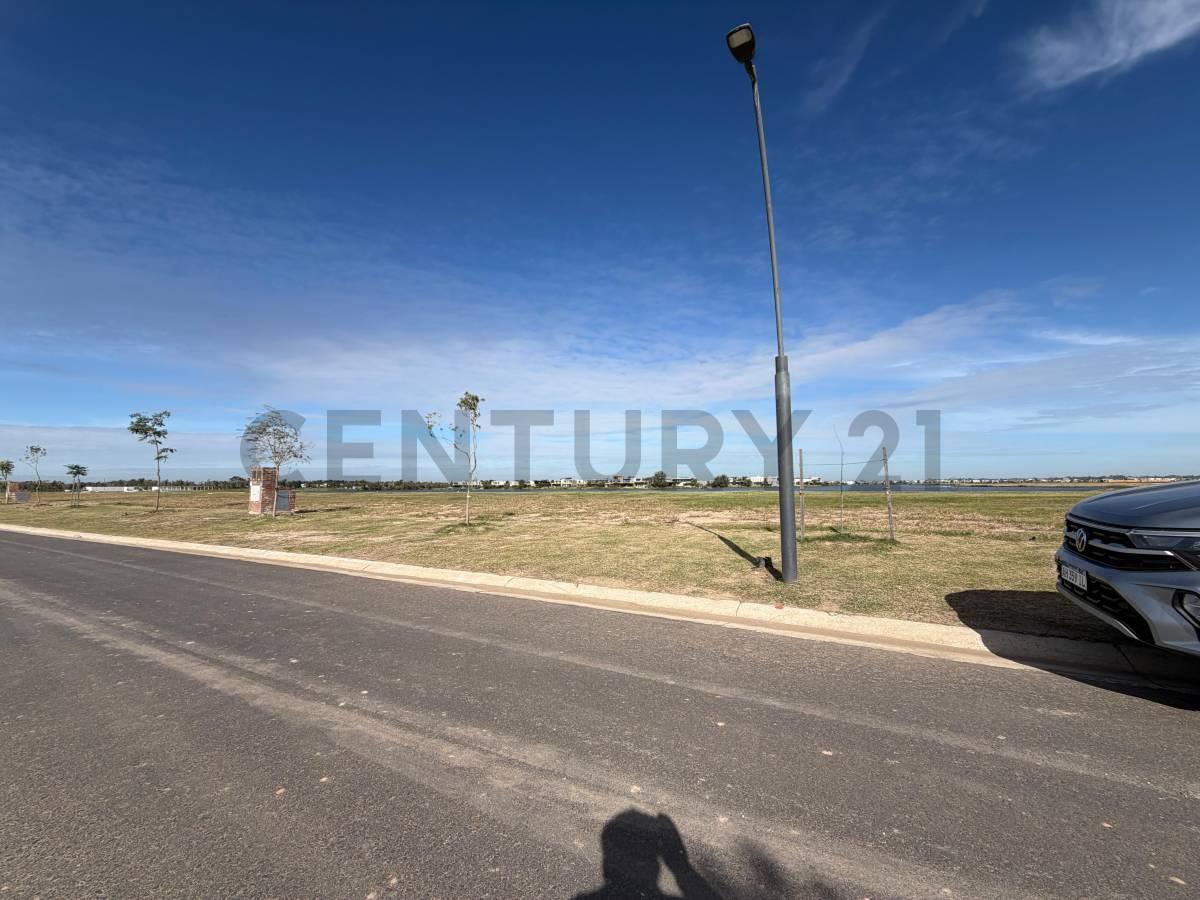 LOTE A LA LAGUNA EN VENTA – ORILLAS – PUERTOS DEL LAGO — foto 1