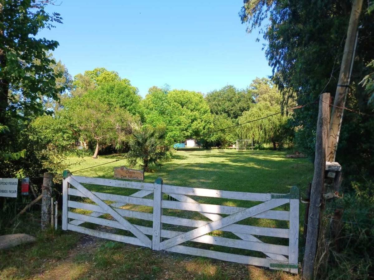 VENTA CHACRA 1 Ha CASA Y ARBOLEDA EN CAÑUELAS — foto 1