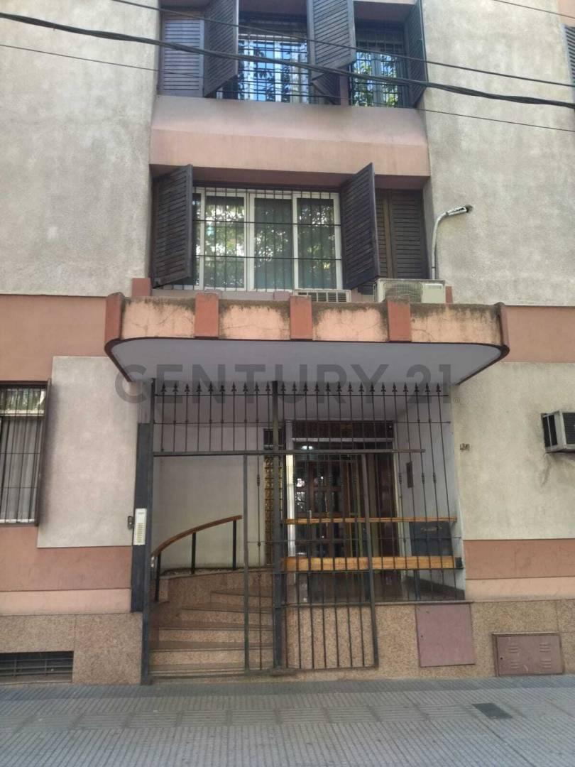 SEMIPISO EN AV. MITRE Y GUTIÉRREZ EN VENTA - CENTRO DE MENDOZA — foto 1