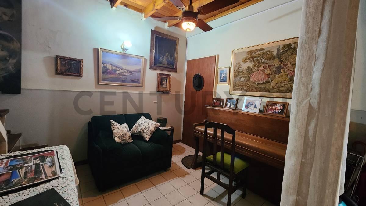 VENTA de Departamento Dúplex, tipo PH de 2 Ambientes en LA BOCA — foto 1