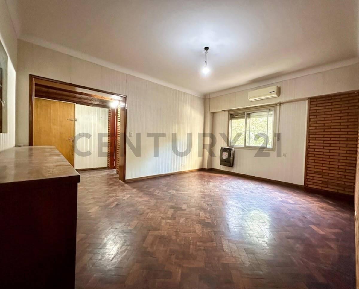 VENTA DEPARTAMENTO 3 AMBIENTES CON BALCON PARQUE CHACABUCO — foto 1