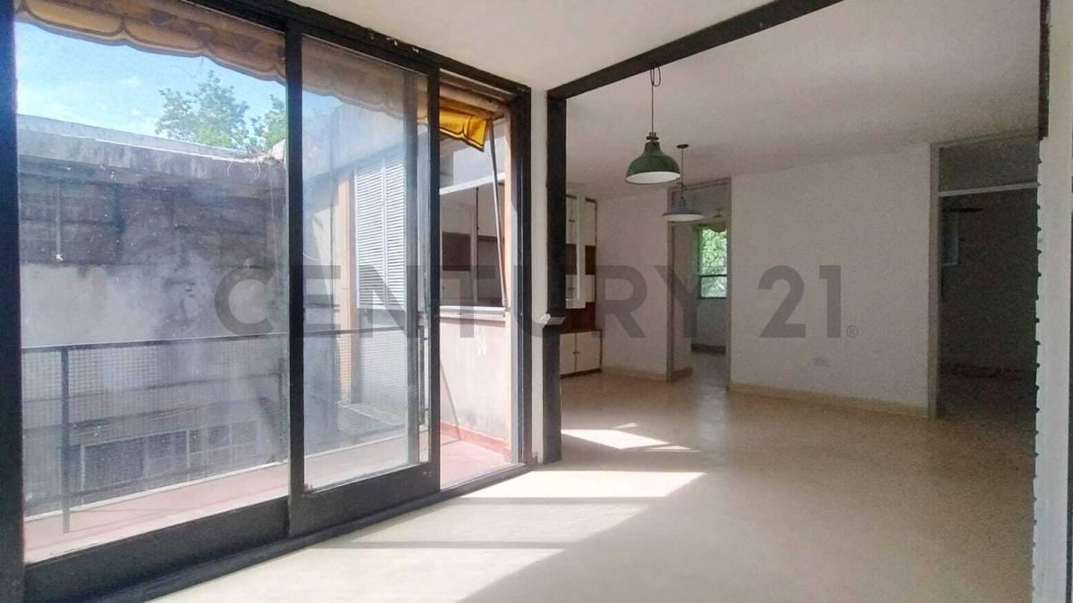 VENTA DEPTO 4 AMB CON BALCON EN RAMOS MEJIA. — foto 1