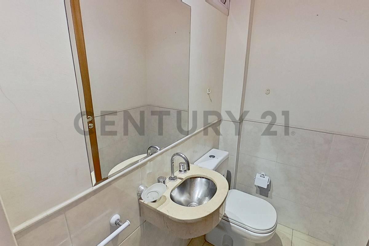 Departamento de 3 amb c/toilete y balcon contrafrente en villa ortuzar — foto 1