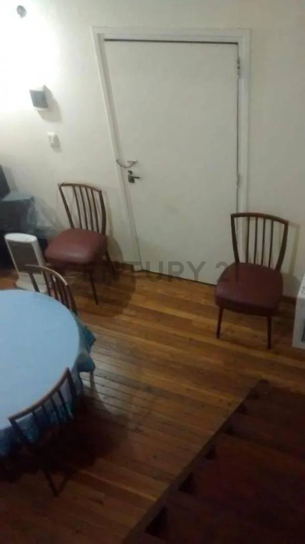 Venta de PH de 4 Ambientes en Monserrat — foto 1