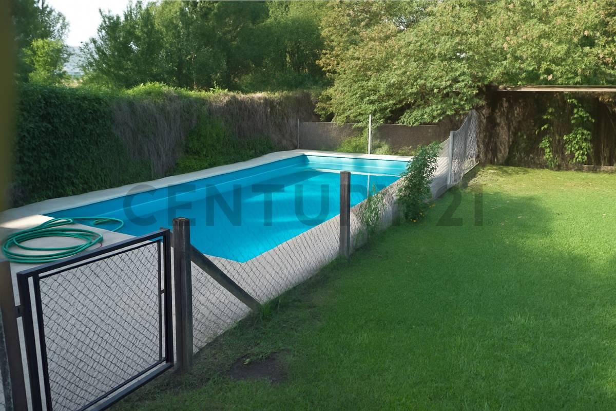 VENTA CASA 4 AMBIENTES CON PILETA-APTO CREDITO EN SAN MIGUEL — foto 1