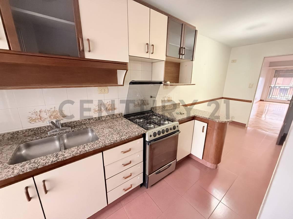 TRES AMBIENTES con BAULERA Apto Credito — foto 1