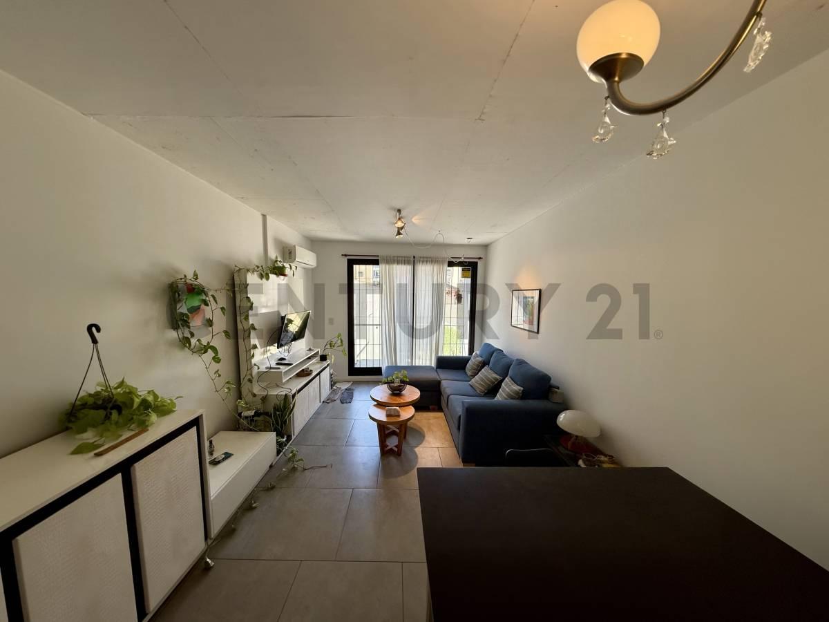 MONOAMBIENTE DIVIDIDO CON 2 BALCONES EN ALMAGRO — foto 1