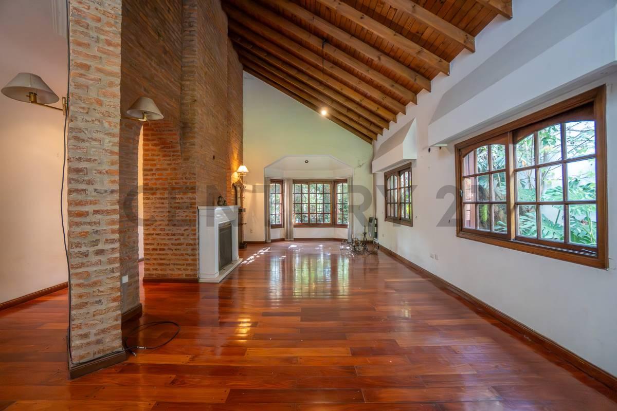 Casa en Venta en City Bell - Entre Camino s — foto 1