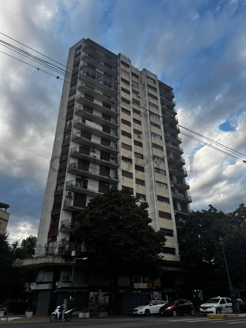 Departamento de 2 Dormitorios en Venta — foto 1