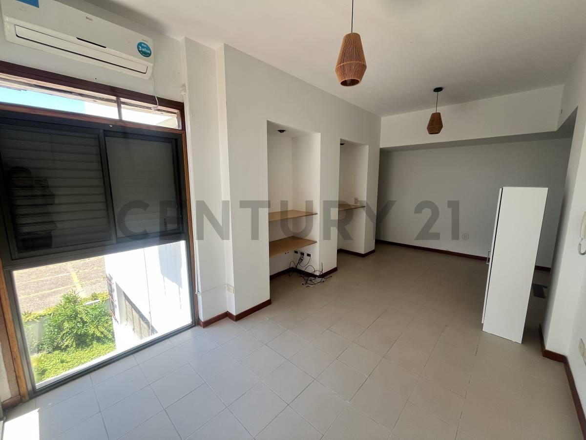 Departamento de 2 Dormitorios en Venta zona Parque Alberti — foto 1