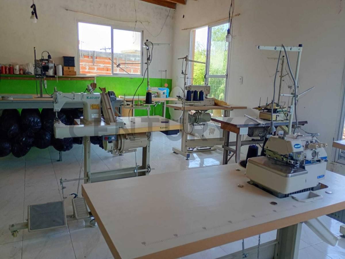 Alquiler de Fondo de Comercio Textil, Florencio Varela — foto 1