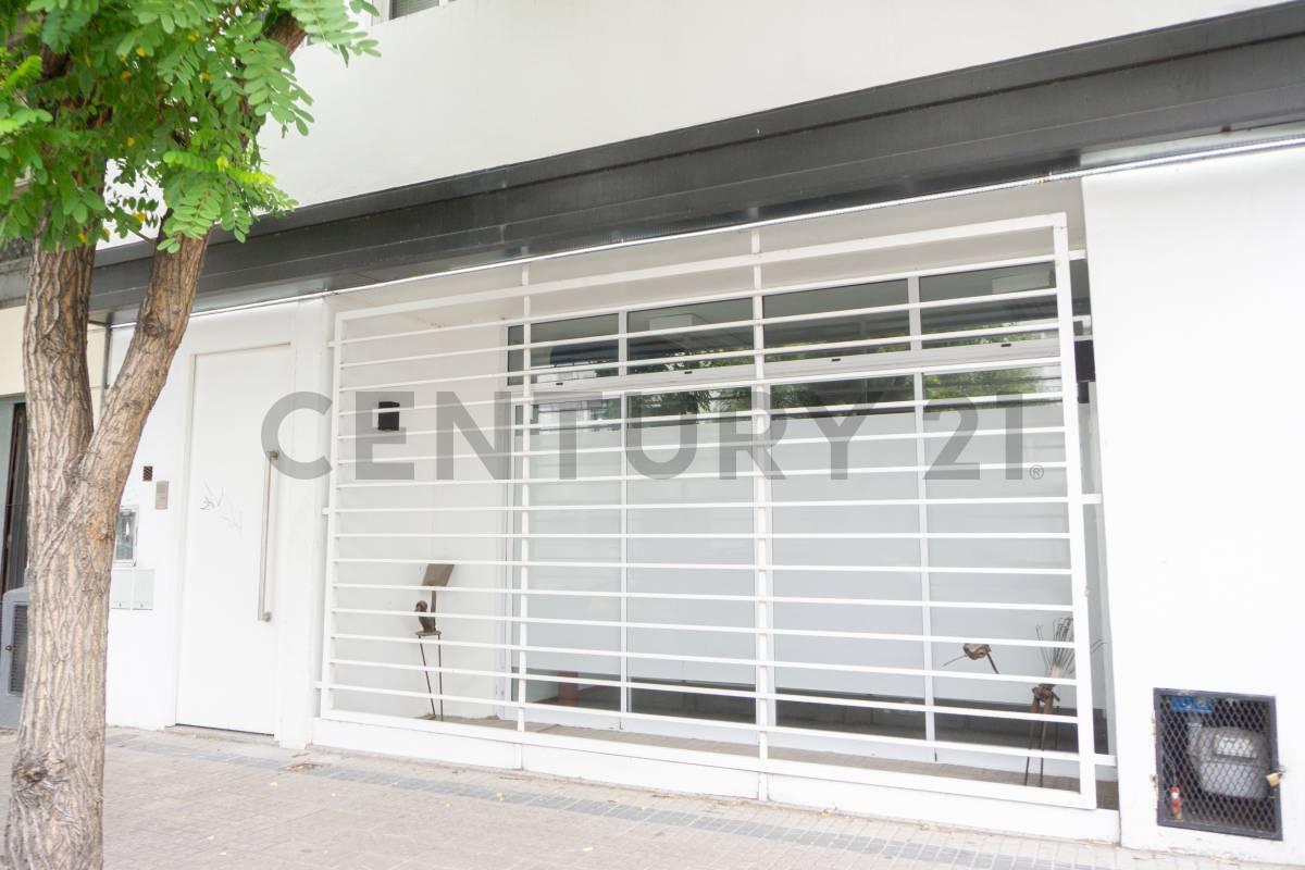 Oficina/Local Comercial en Alquiler — foto 1