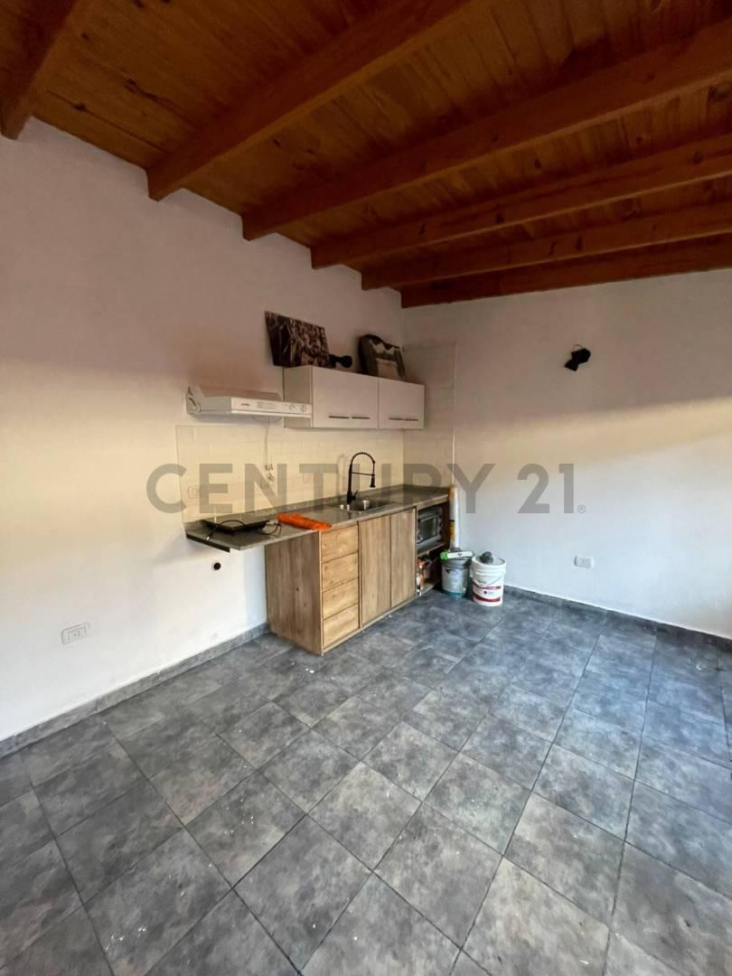 Monoambiente con Patio en Venta — foto 1