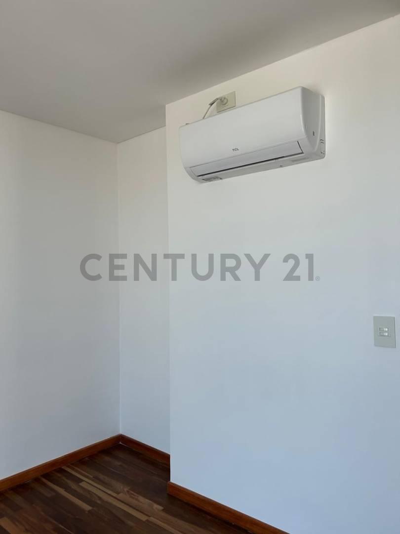 Departamento de 3 Dormitorios con 2 Cocheras en Venta-Parque San Martin — foto 1