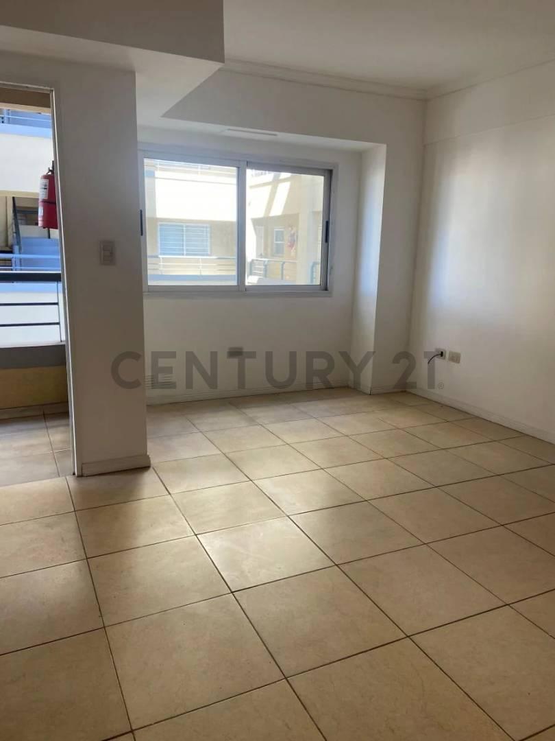 Venta Departamento 2 ambientes con balcón - Piñeyro, Avellaneda. — foto 1