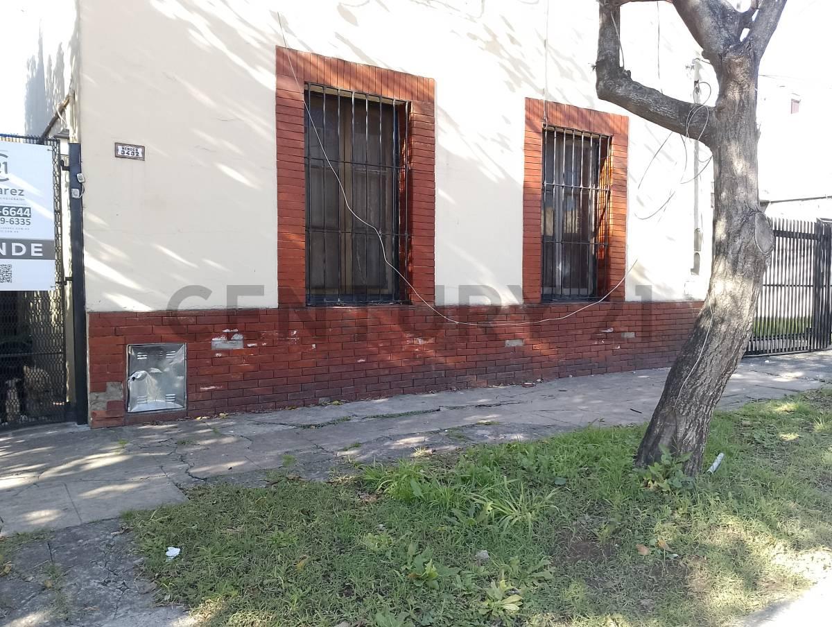 VENTA CASA 3 AMBIENTES MAS DEPARTAMENTO EN LANUS. — foto 1
