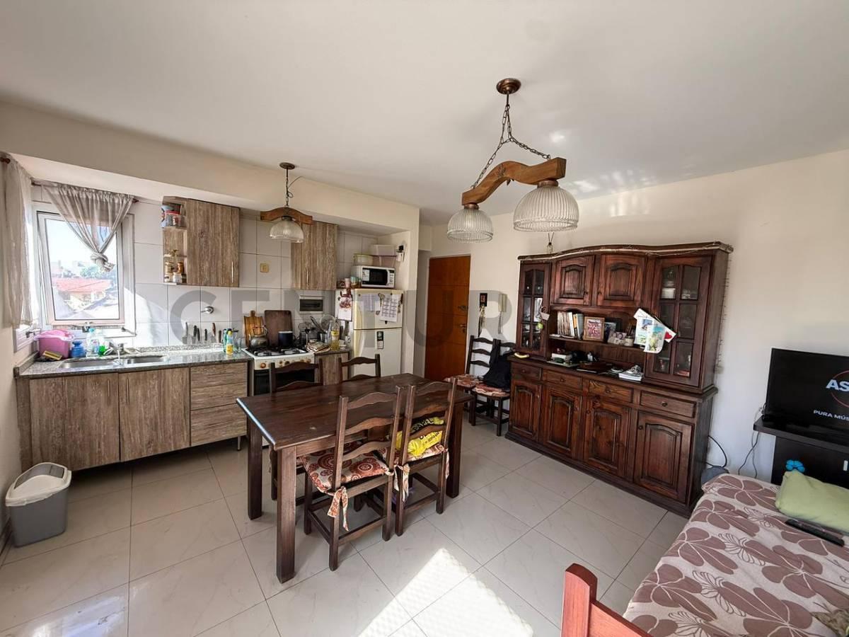 VENTA DEPARTAMENTO 2 AMBIENTES CON BALCON EN LANÚS — foto 1