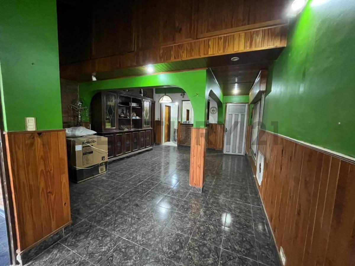 VENTA DE CASA DE 5 AMBIENTES EN GUERNICA — foto 1