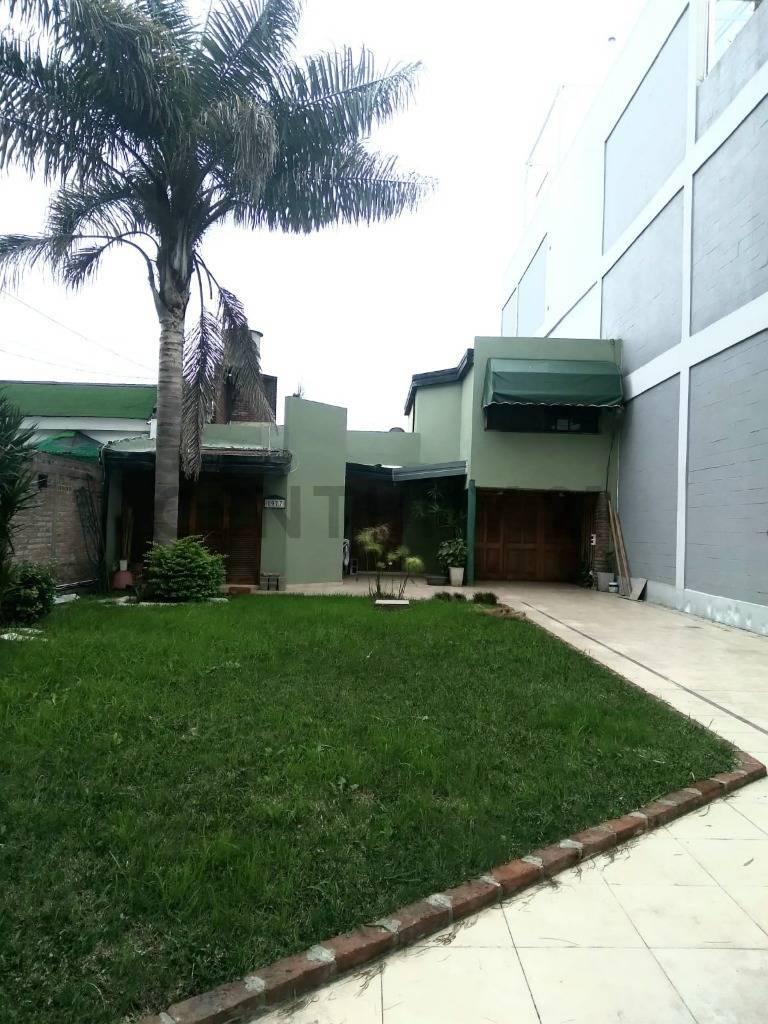 505 entre 14 y 15 - Casa de 2 dormitorios-En venta- Gonnet — foto 1