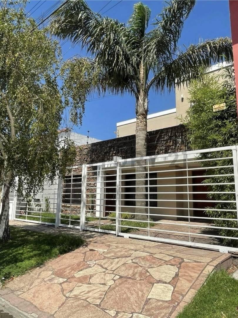 VENTA CHALET 6 AMBIENTES BARRIO SAN CARLOS — foto 1