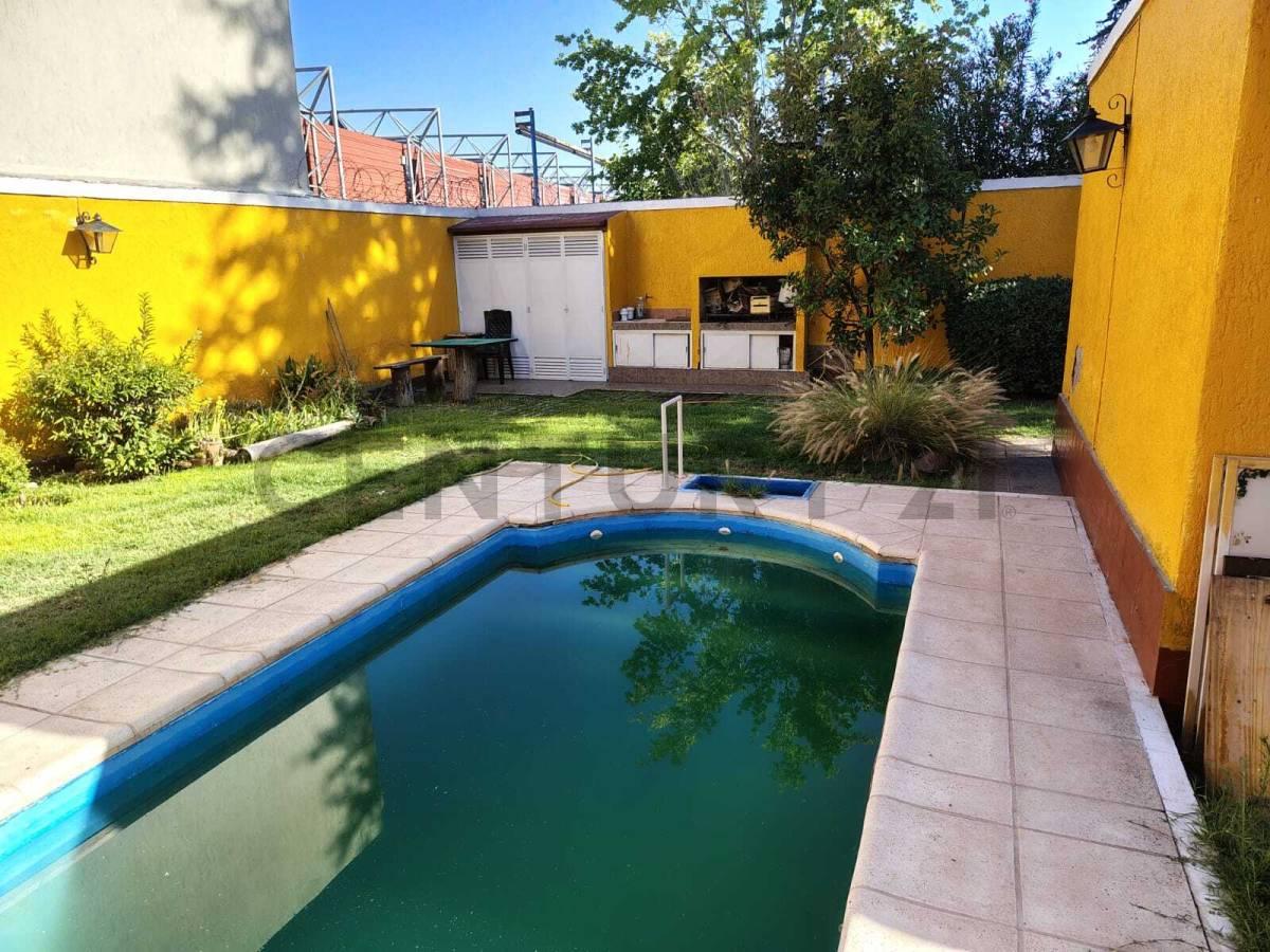 Se vende casa. Godoy Cruz — foto 1