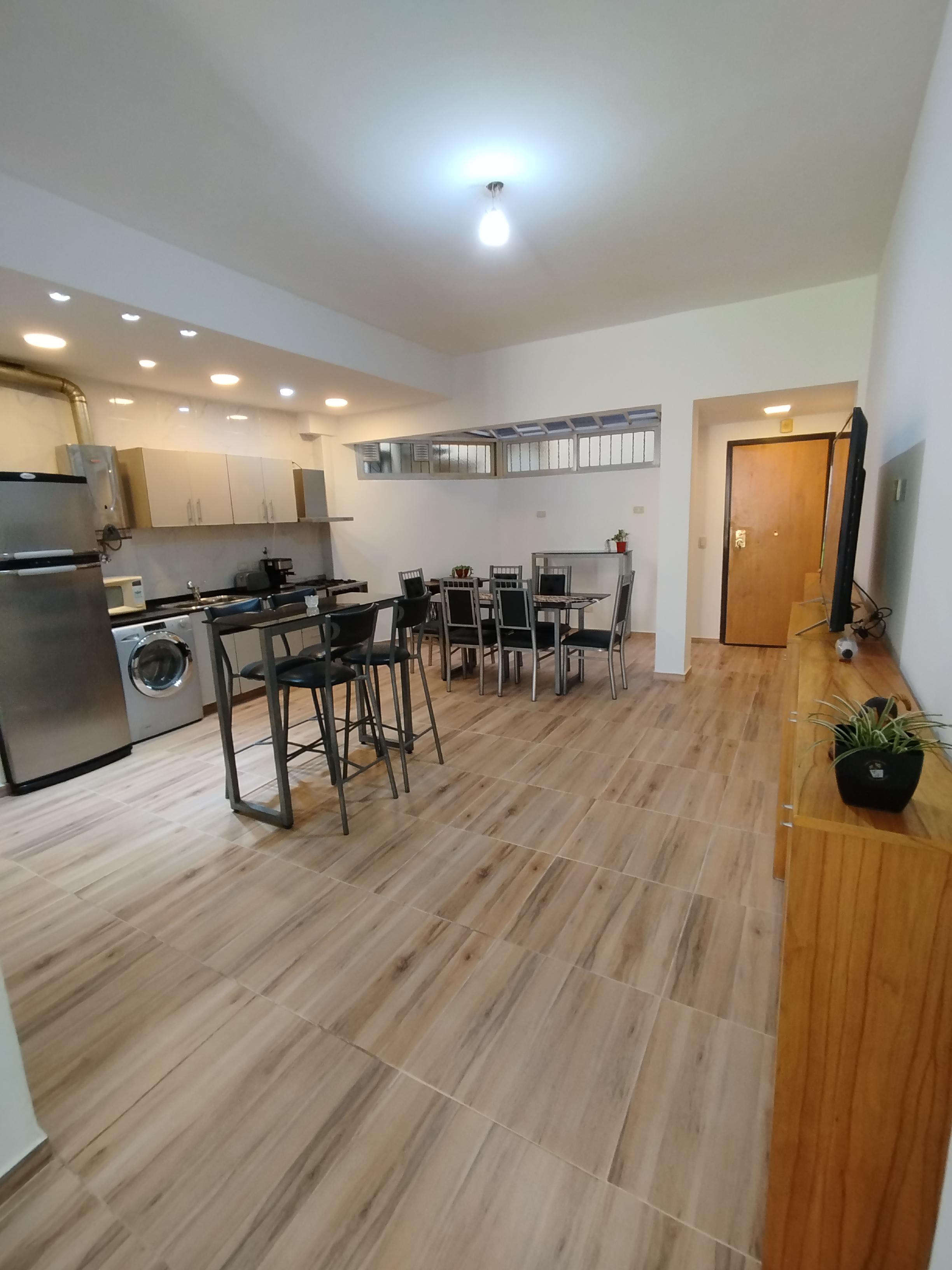 Departamento en alquiler en Flores — foto 1