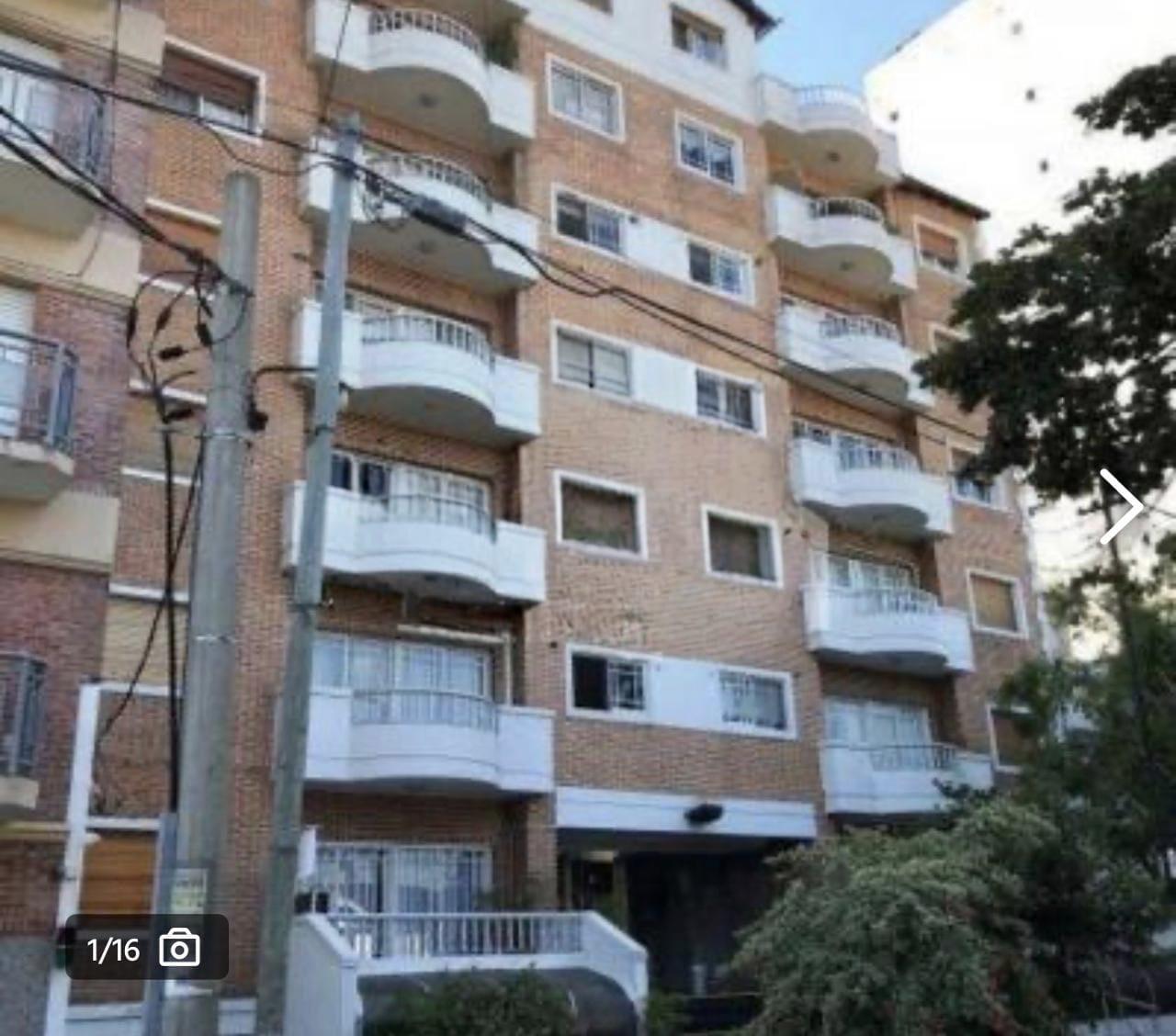 Depto de 4 amb muy luminoso,exelente esta y ubicación con cochera opcional — foto 1