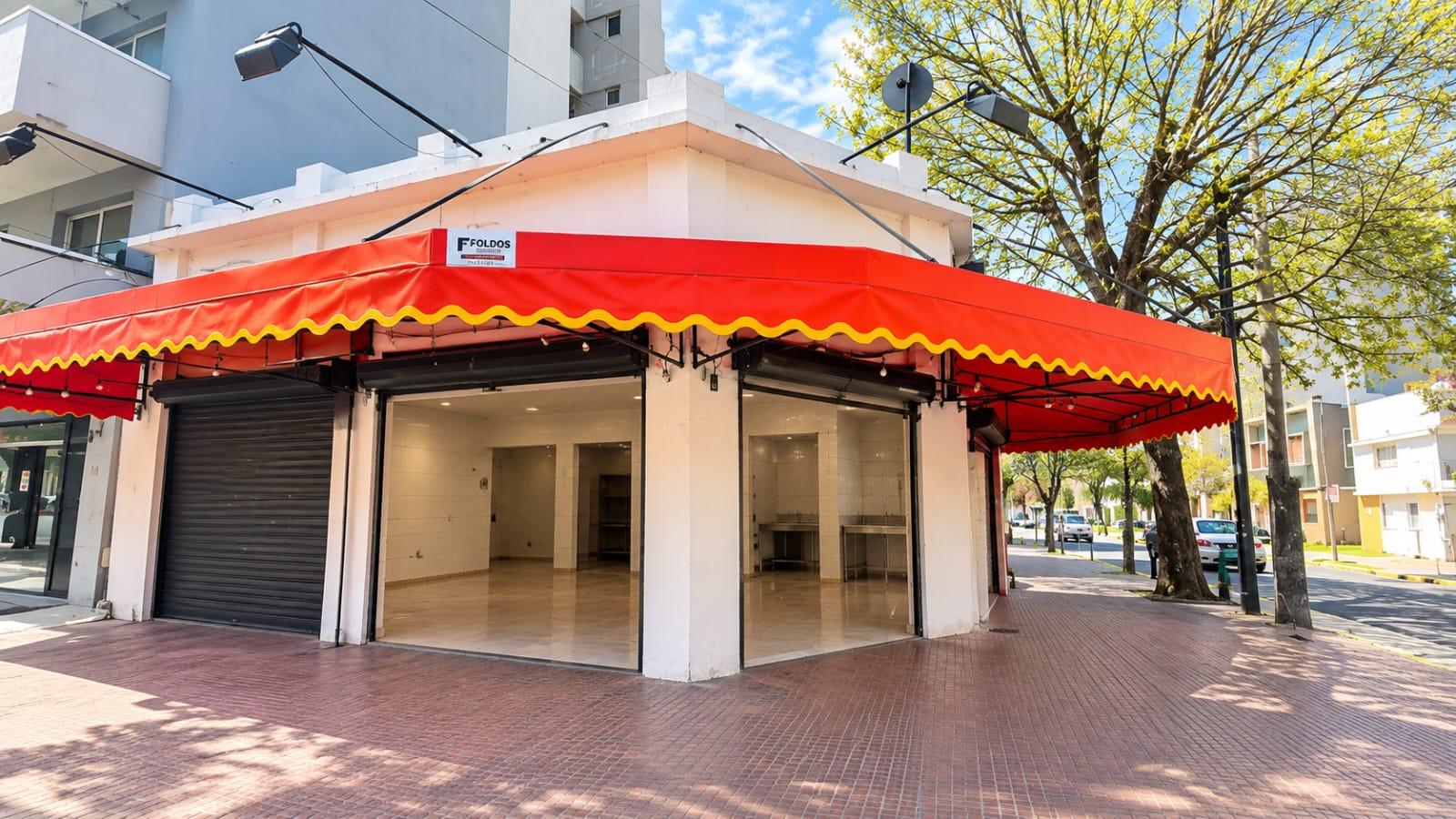 Local en venta en La Plata — foto 1