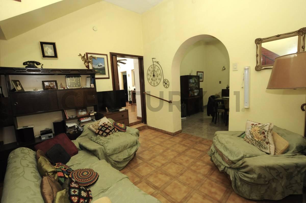 VENTA PH DE 4 AMBIENTES CON TERRAZA Y QUINCHO EN SAN CRISTÓBAL - APTO CRÉDITO — foto 1