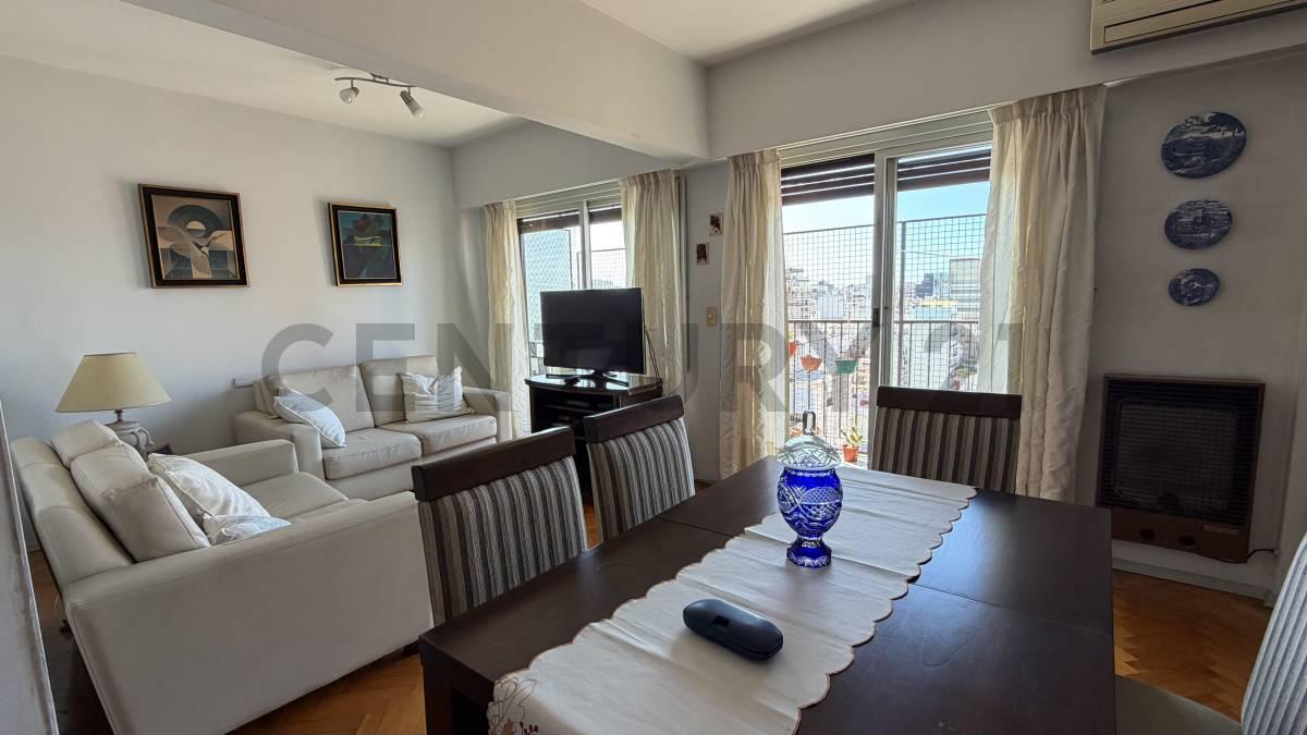 Venta Departamento 4 amb con Cochera y Baulera. Vista Abierta. Luminoso! — foto 1