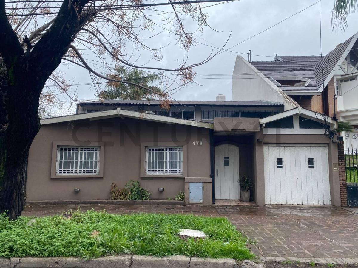 Casa 4 Ambientes + Playroom Pileta Venta Villa Luzuriaga — foto 1