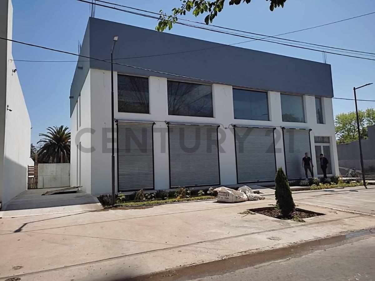 Local comercial a estrenar en venta en City Bell, La Plata — foto 1