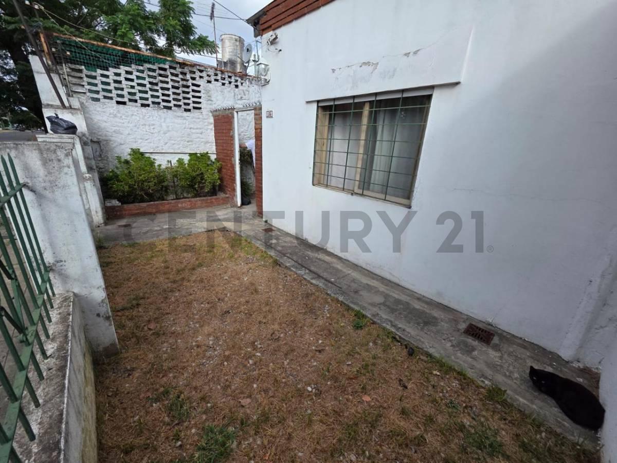 Venta PH 2 ambientes en Villa Tesei – Permuta — foto 1