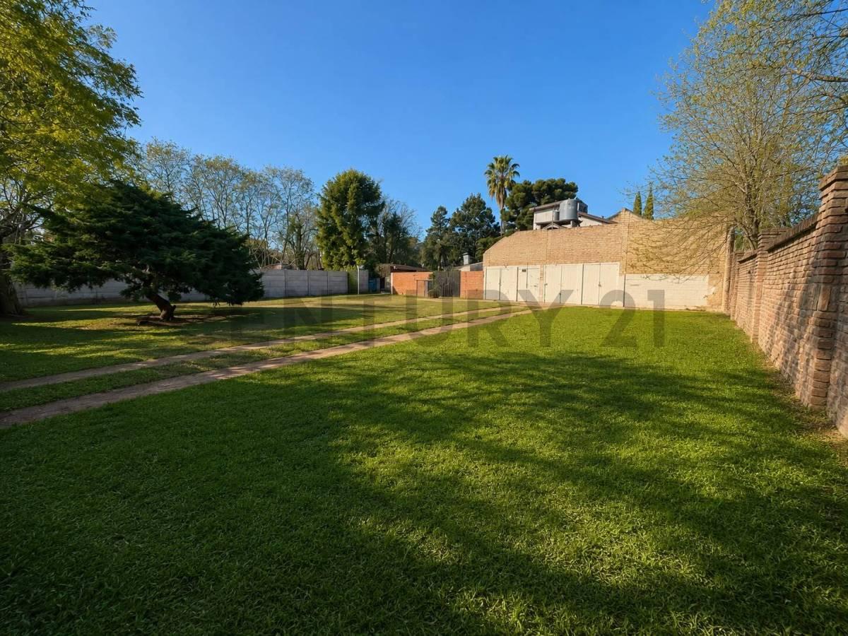 Venta lote 600m² totales – Parque Leloir - Acepta permuta — foto 1