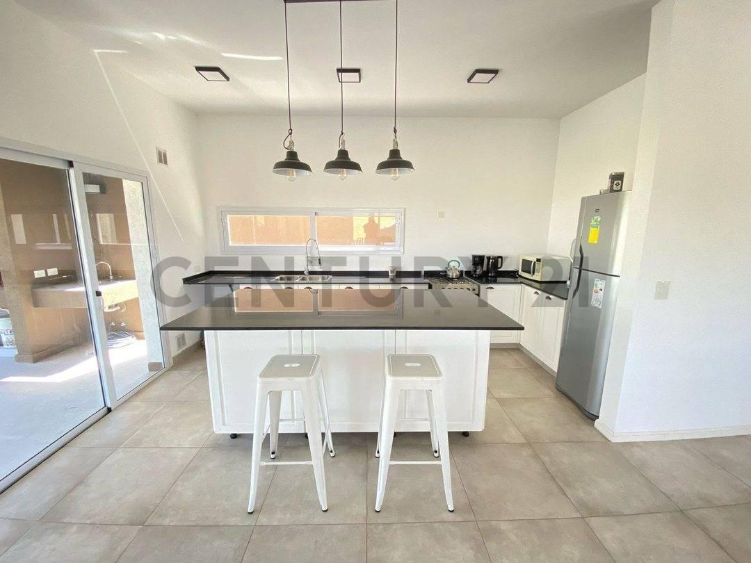 VENTA Casa 4 ambientes con pileta | Barrio Norte, Tres Pinos, General Rodríguez – FINANCIA – ACEPTA — foto 1