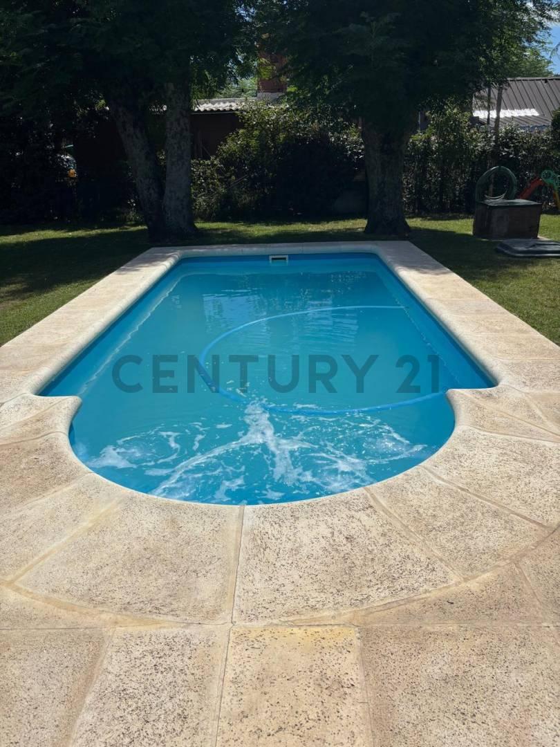 VENTA CASA 3 AMBIENTES CON DEPENDENCIA EN LA LAGUNA DE LOBOS — foto 1