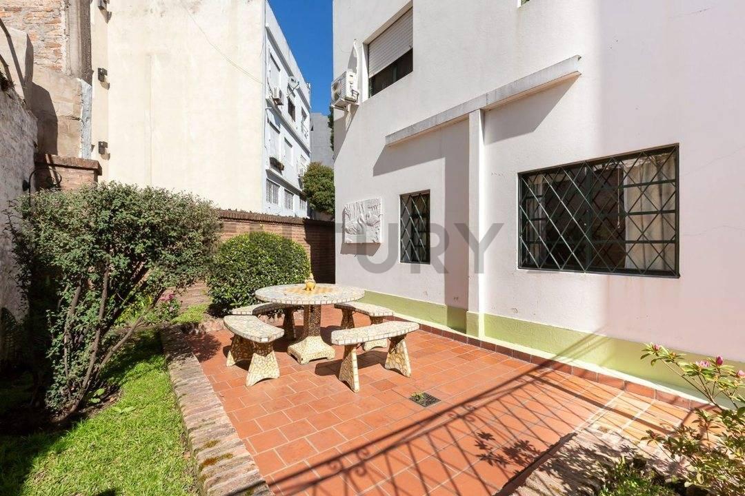Venta policonsultorio con ascensor en Ramos Mejía - Acepta permuta — foto 1