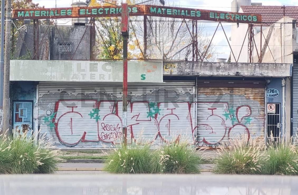 Deposito para desarrollo multifamiliar en Haedo – Zona C5 – Acepta m² en parte de pago — foto 1