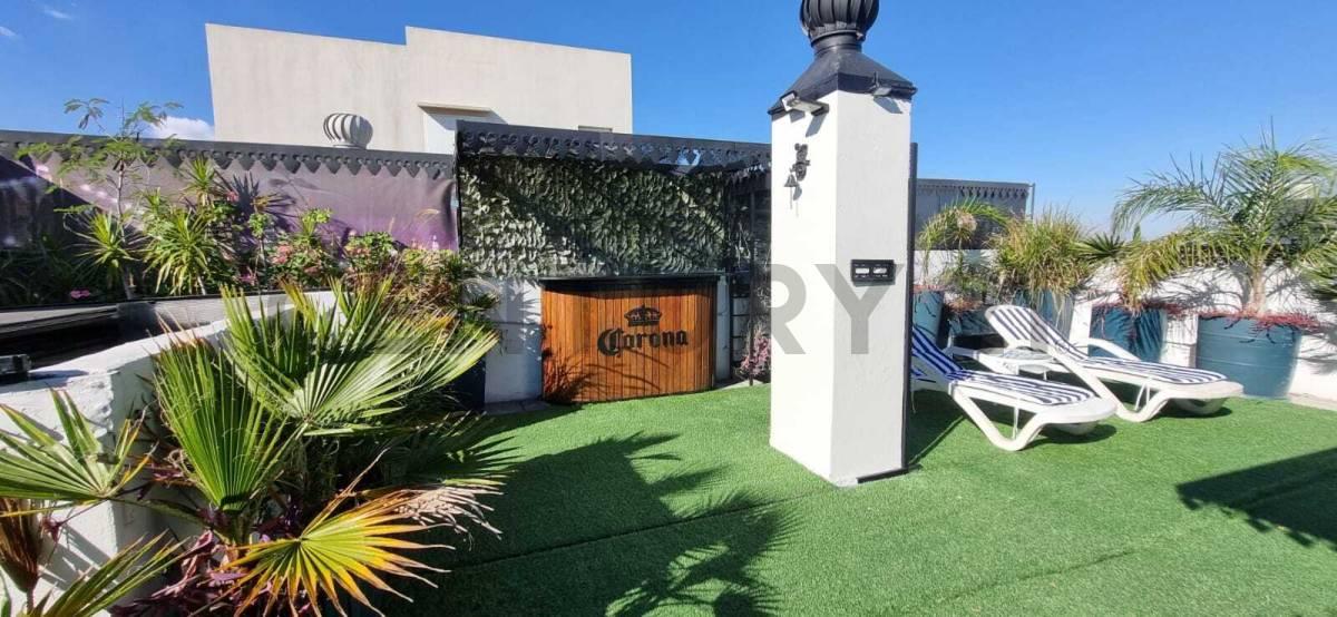 DEPARTAMENTO EXCLUSIVO CON TERRAZA PROPIA Y DOS COCHERAS — foto 1