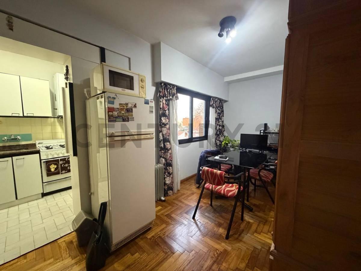 VENTA DEPARTAMENTO 2 AMBIENTES RAMOS MEJIA CENTRO CON COCHERA APTO CREDITO ACEPTA PERMUTA — foto 1