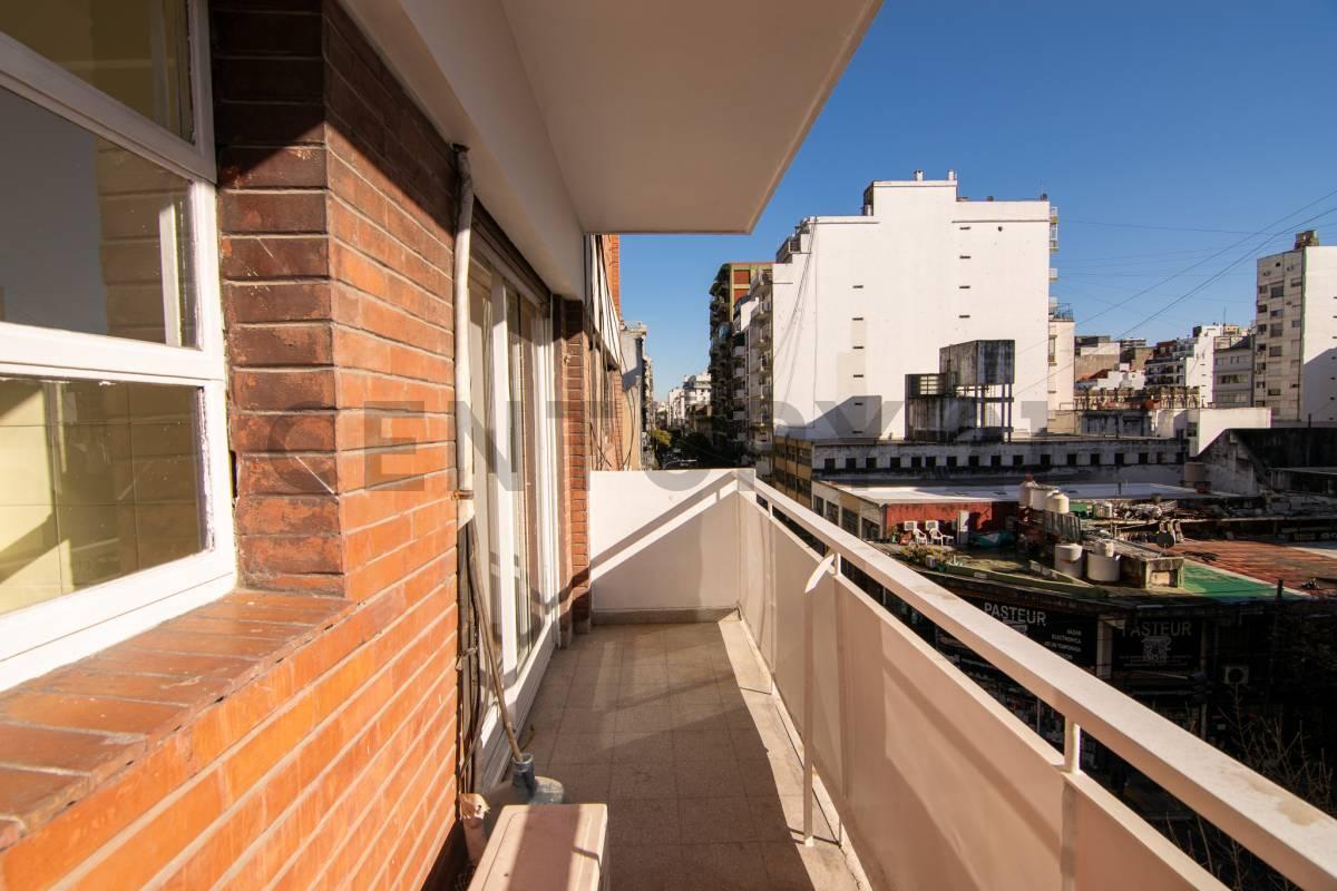 VENTA-PERMUTA DEPTO 3 AMBIENTES-BALVANERA — foto 1