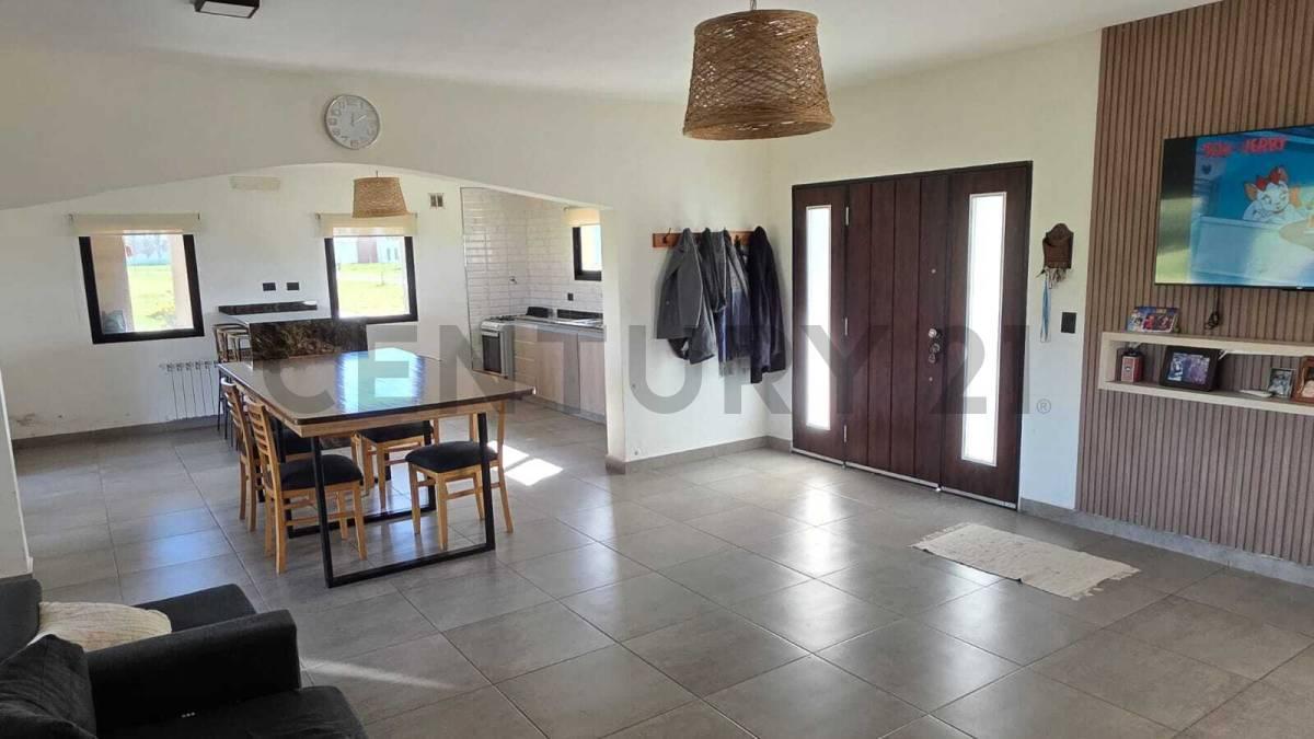 Venta Casa 4 ambientes sobre lote de 1.260 m² | Barrio Estribo, Villa de Campo Tres Pinos, General R — foto 1