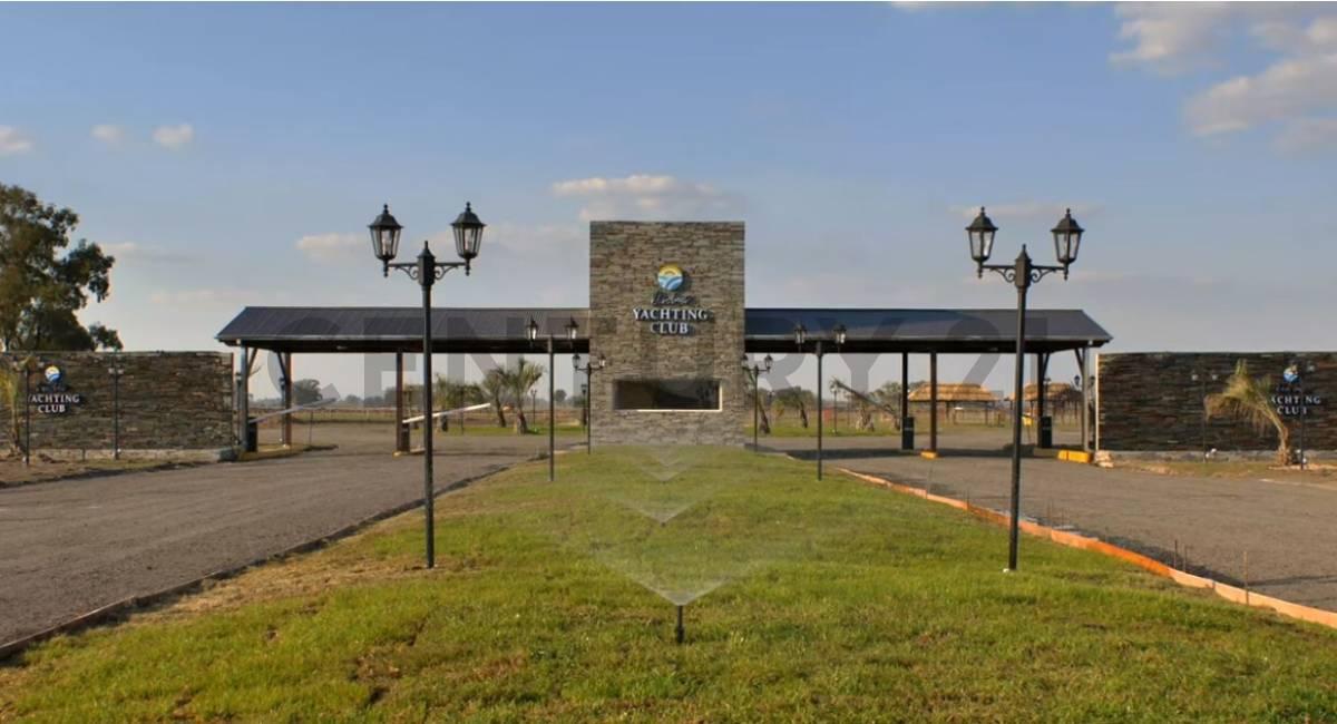 3 LOTES EN VENTA TOTAL 900 M2 BARRIO CERRADO YACHTING CLUB DON LUIS GENERAL RODRIGUEZ — foto 1