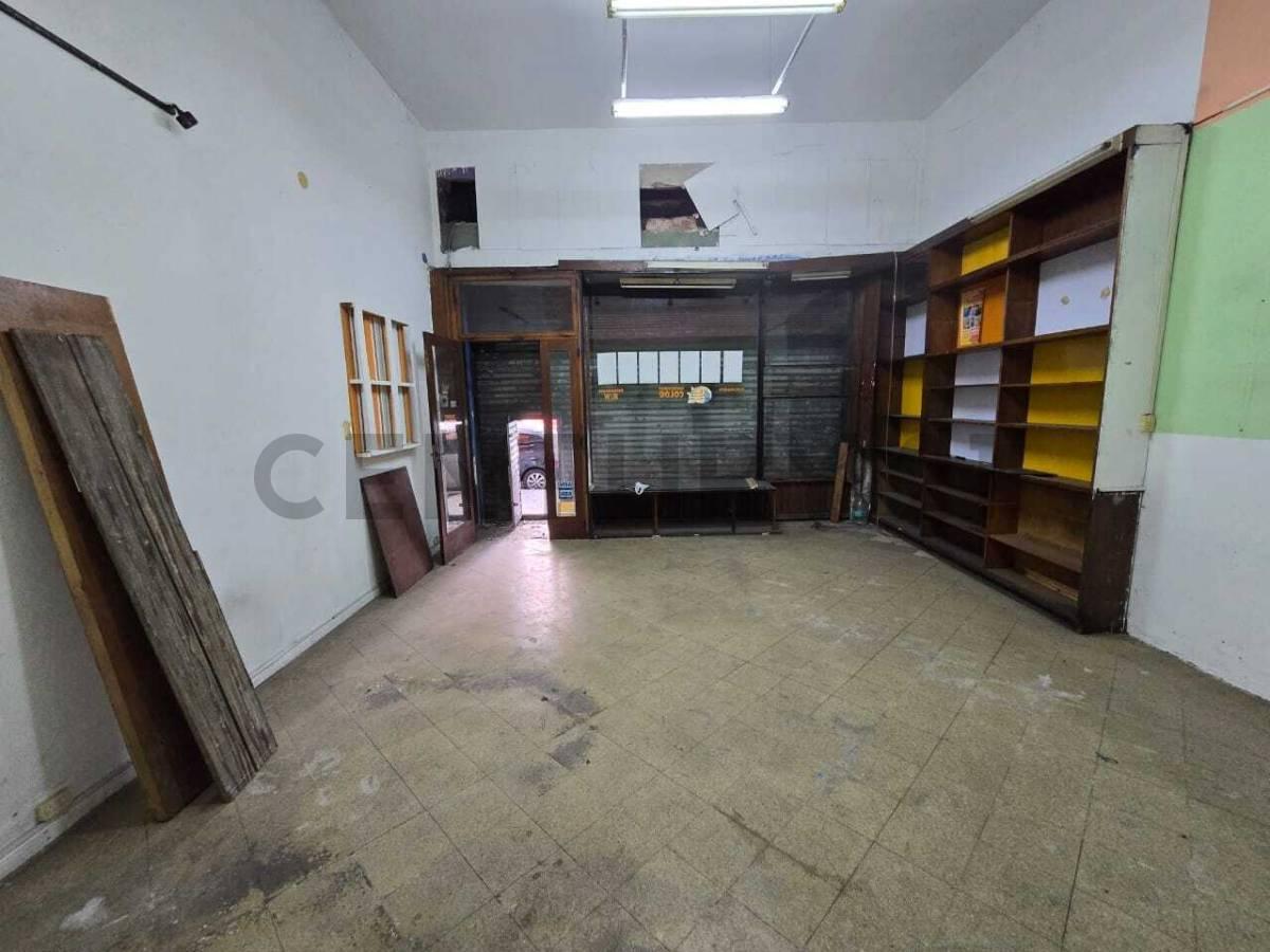 Alquiler Local Comercial a la calle - Monserrat — foto 1