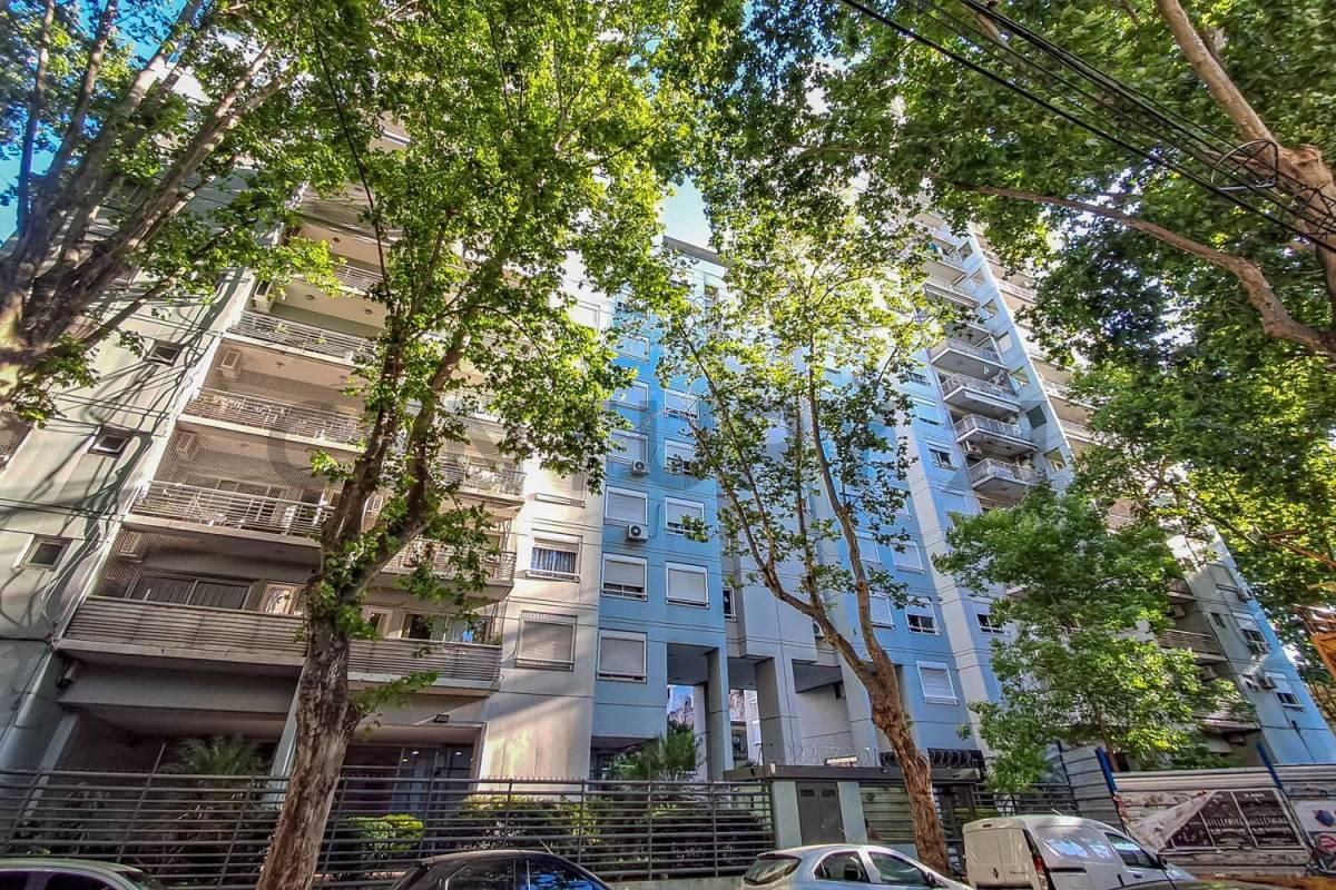 VENTA DEPARTAMENTO 4 AMBIENTES CON BALCON y AMENITIES FLORES — foto 1