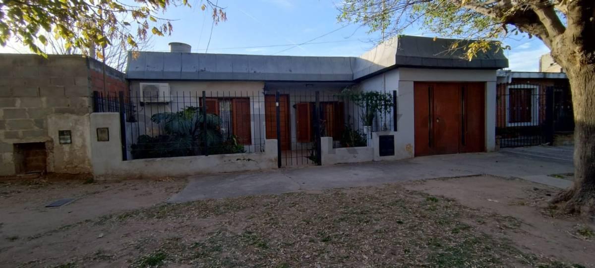 VENTA CASA 3 DORMITORIOS BARRIO SAN PABLO — foto 1