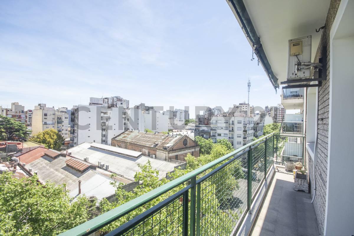 Venta de Sólido, luminoso y amplio 4 Ambientes con Balcón y Vista Abierta en el Corazón de Almagro! — foto 1