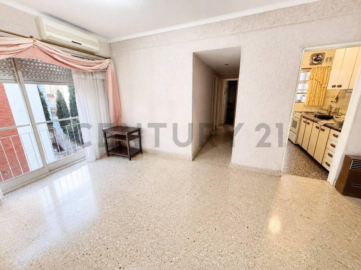 Venta Departamento Flores Norte | 2 Ambientes con Escritorio | Balcón Francés — foto 1