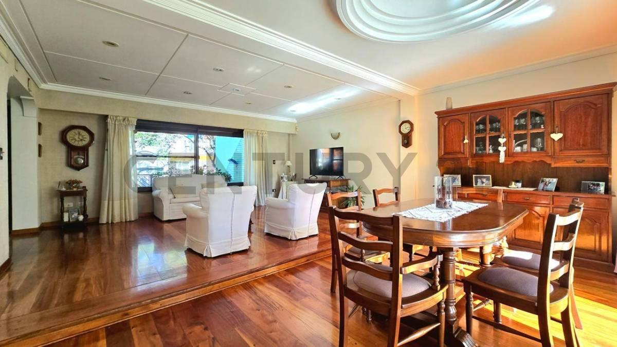 VENTA CASA 6 AMBIENTES EN VILLA PUEYRREDÓN CON COCHERA, BALCÓN, PILETA,QUINCHO CON PARRILLA y JARDÍN — foto 1