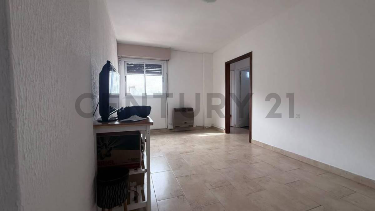 EXCELENTE DEPARTAMENTO DE 3 AMBIENTES EN VILLA URQUIZA - ROOSEVELT 5200 — foto 1
